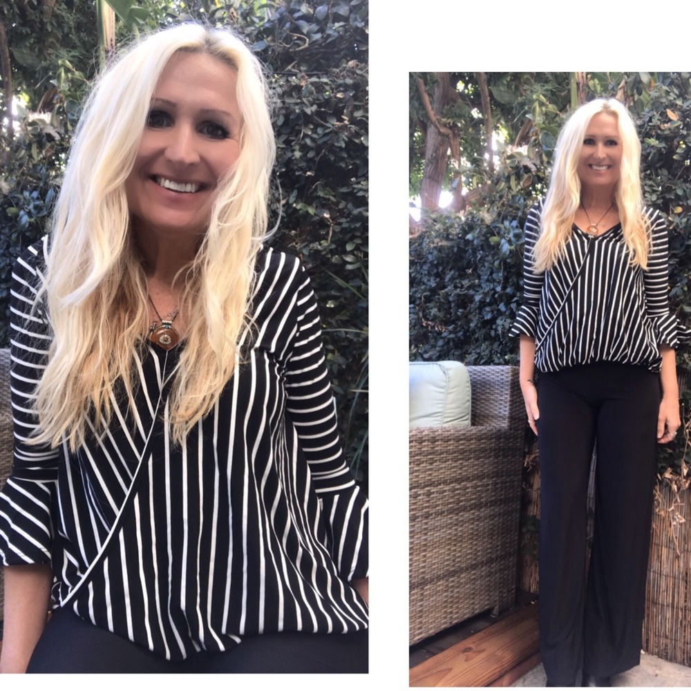 ☕️Lovely Striped Bell Sleeve Top 🤩 Sale